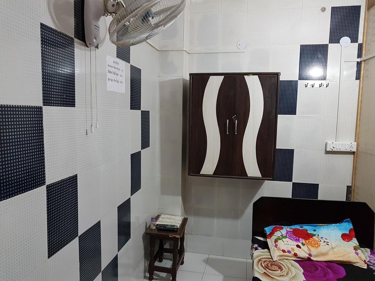 Nanda Hotel Hanumāngarh 外观 照片